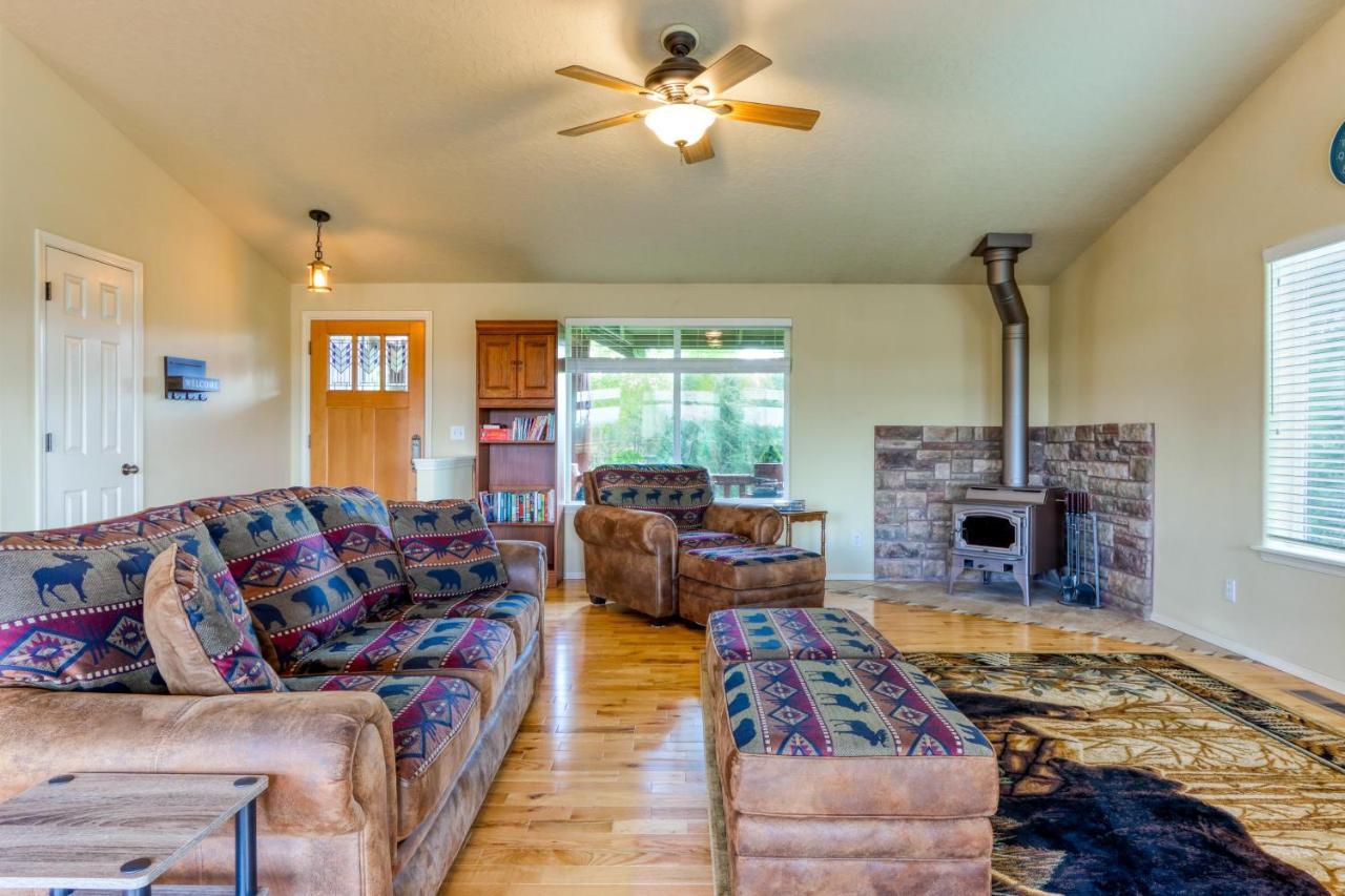 Meadow Walk Cabin La Pine Esterno foto