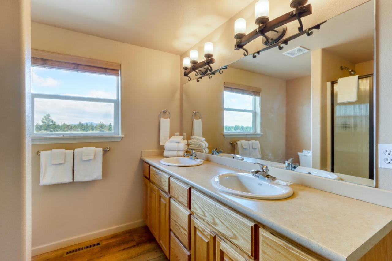 Meadow Walk Cabin La Pine Esterno foto